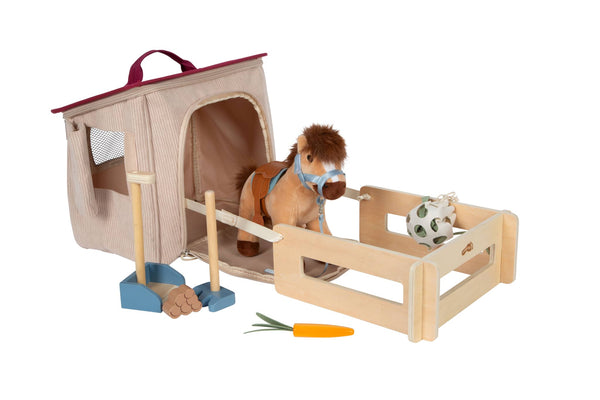 Spielset Pferd mit Stall und Zubehör in der Tasche