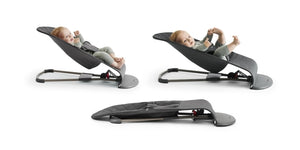 Babywippe BALANCE SOFT – Schwarz/Dunkelgrau + Spielzeug