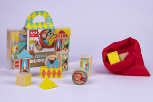 Holzklötze mit Beutel – Zirkus - Tublu.de