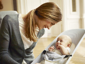 Babywippe BALANCE SOFT MESH – Silber/Weiß