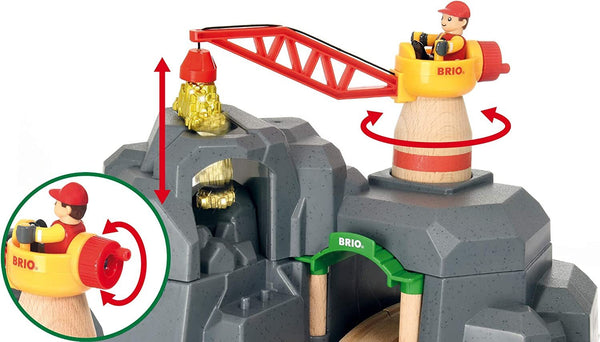 Bergtunnel mit Aufzug