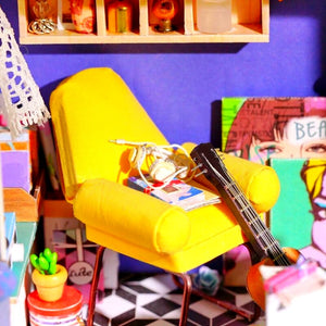 Holzbausatz mit LED Haus