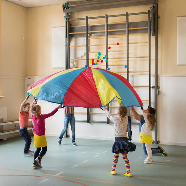 Animationstuch mit Bällen - Tublu.de