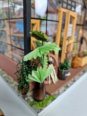 Bemaltes Modell Mini Gewächshaus