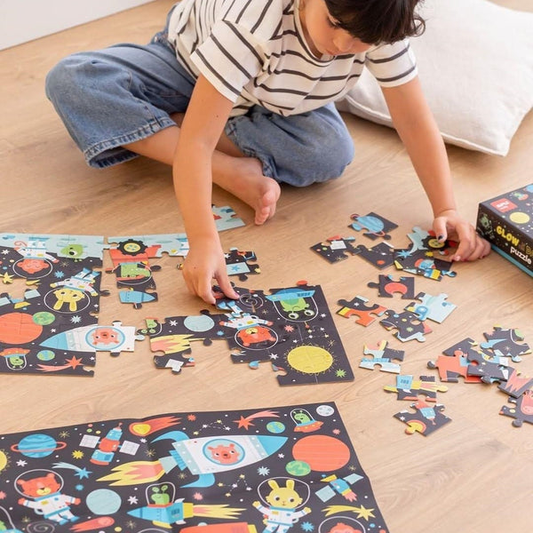 Im Dunkeln leuchtendes Puzzle – Weltraum 4+ - Tublu.de