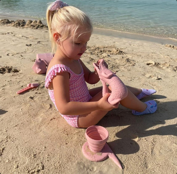 Sandspielzeugset mit Gießkanne – Hellblau - Tublu.de