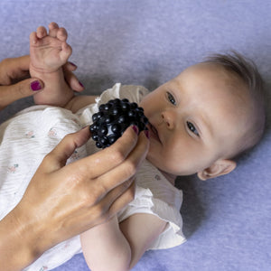 Sensorik-Bälle 4 Stück Schwarz-Weiß ohne Loch