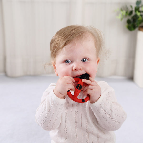 Trainingszahnbürste – Marienkäfer Dori 3–8 Monate - Tublu.de