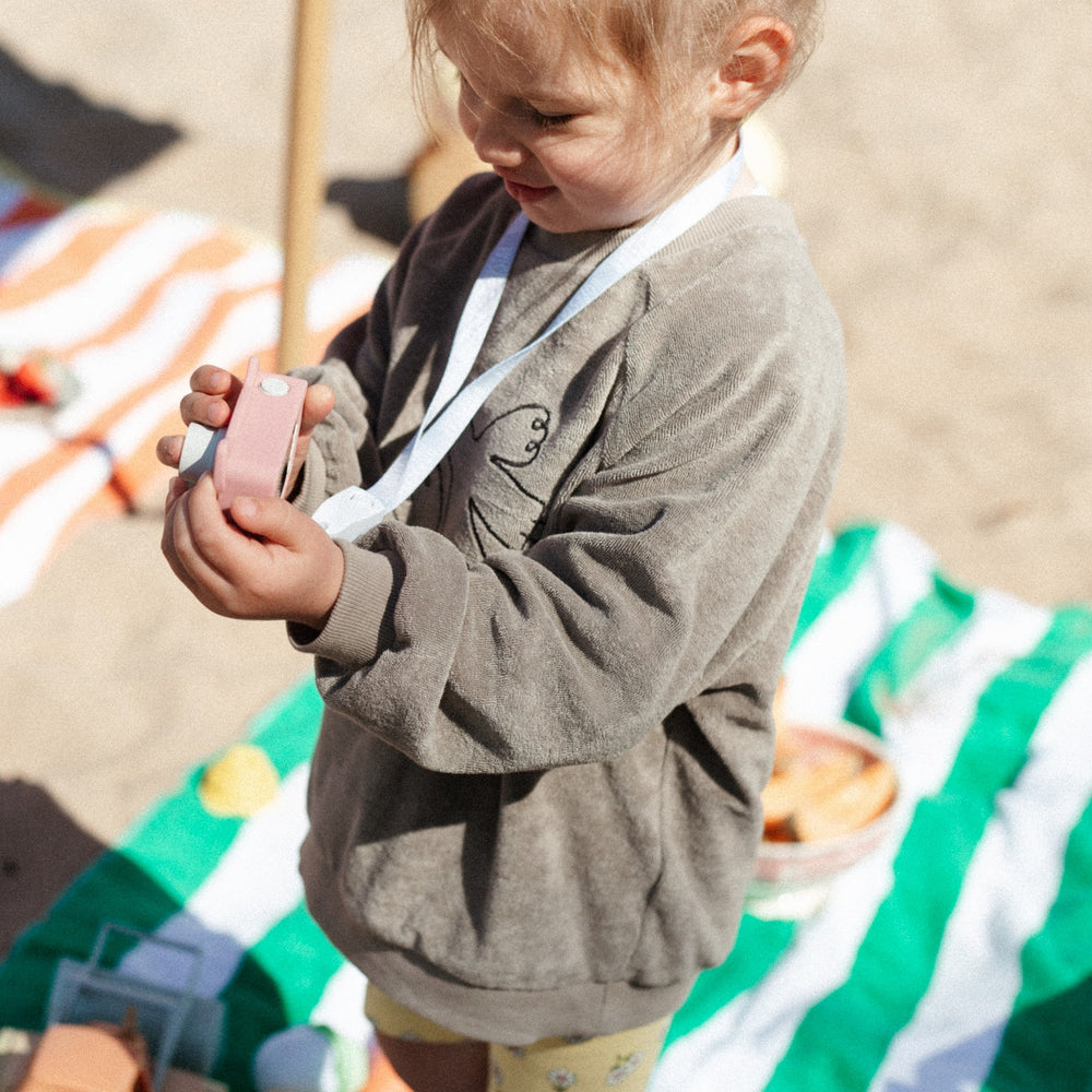 2-in-1-Lanyard mit Ladekabel für die Kamera