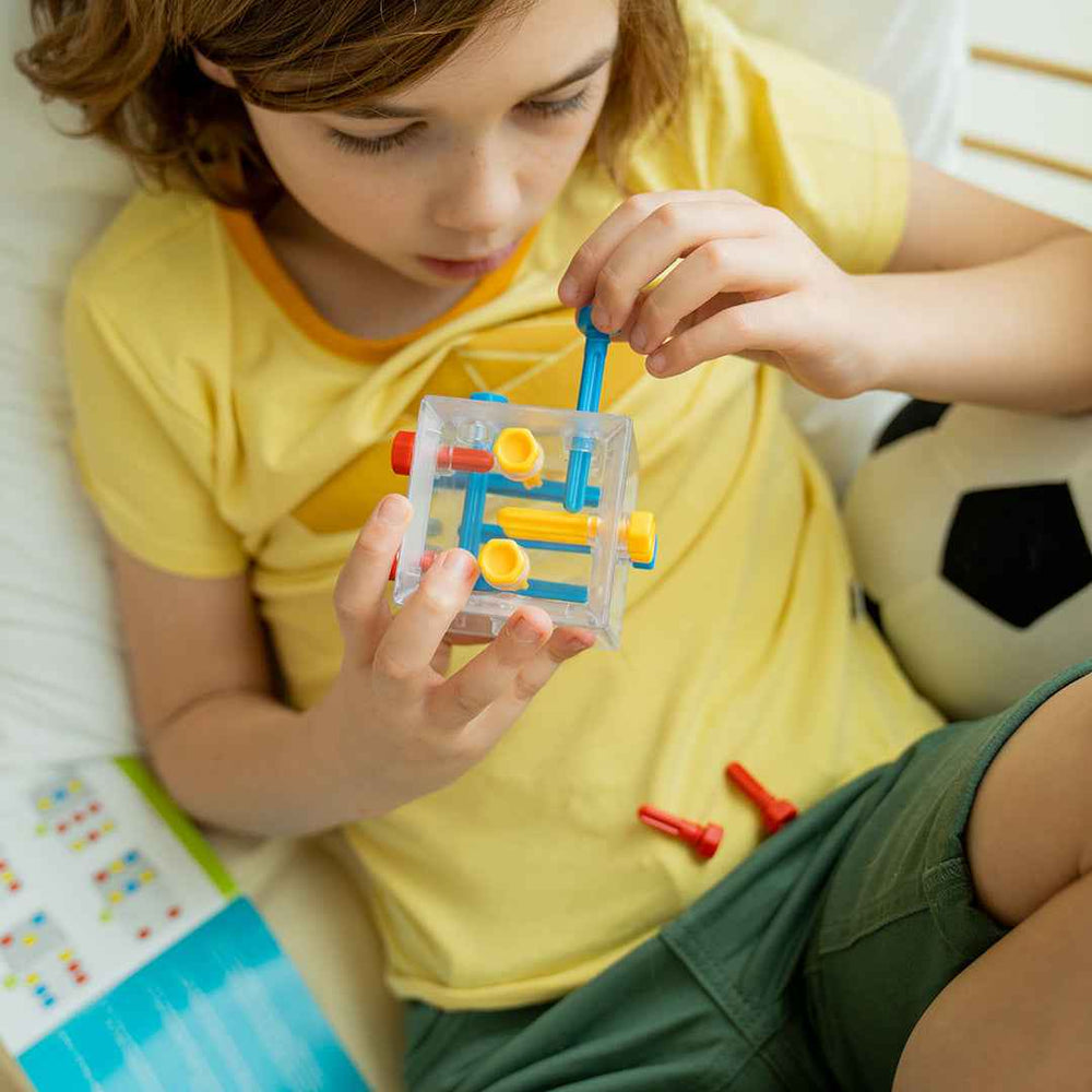 Gra logiczna Smart Games - Criss Cross Cube (ENG)