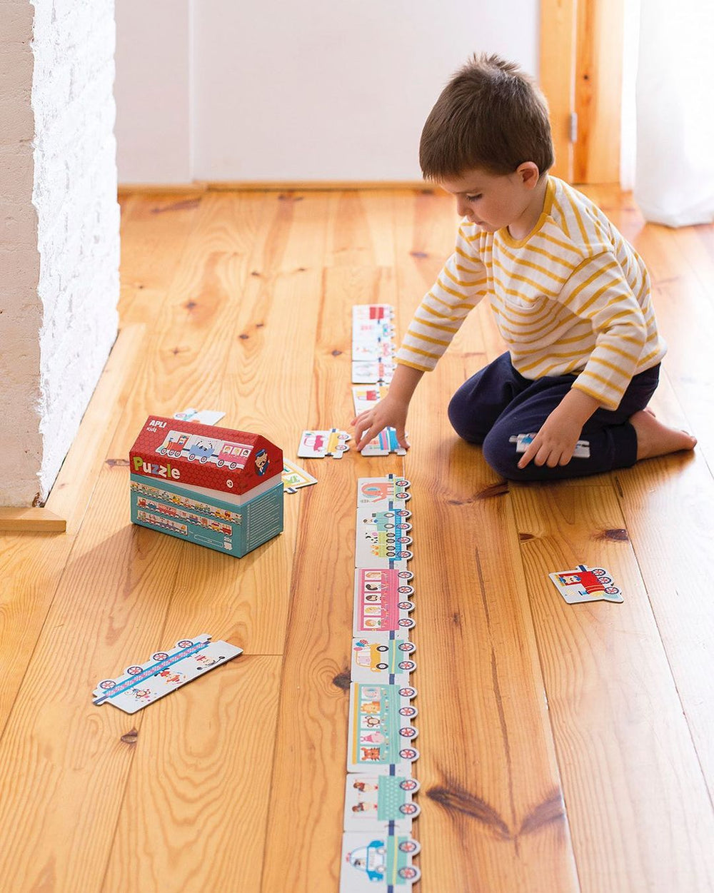 Puzzle im Kartonhaus – Zug 3+ - Tublu.de