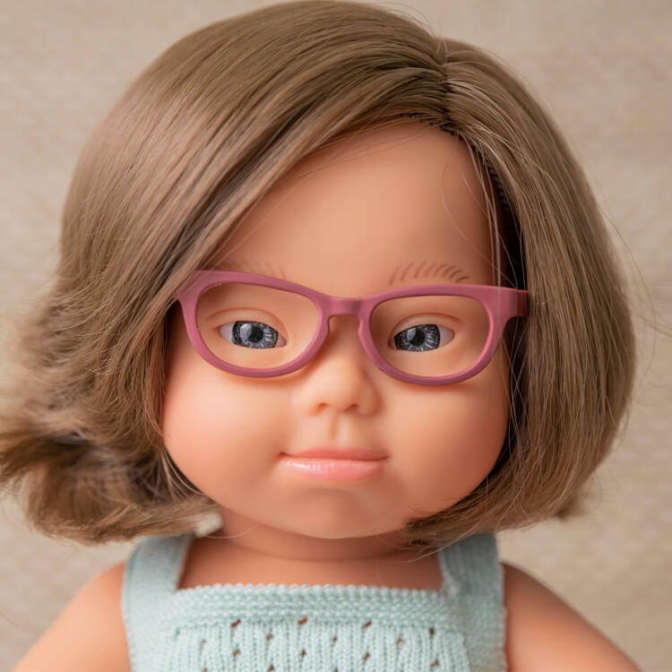 Puppe Mädchen Colourful Edition Doll – Europäerin mit Brille 38 cm