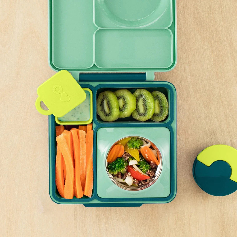 Zwei luftdichte Behälter für die Lunchbox OmieDip – Blue Lime