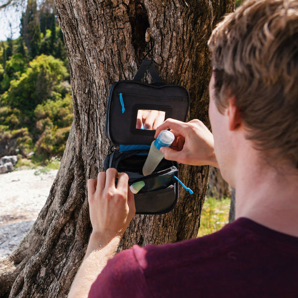 Kleine Reise-Kosmetiktasche – Grau