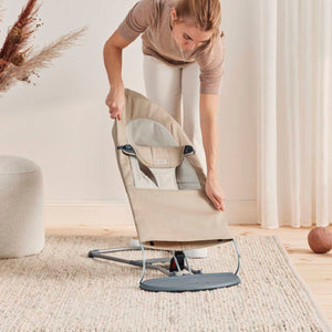 Babywippe BALANCE SOFT WOVEN – Khaki/Beige