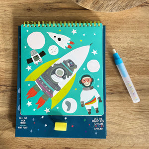 Magische Wassermalbücher mit Stütze - Cosmos - Tublu.de