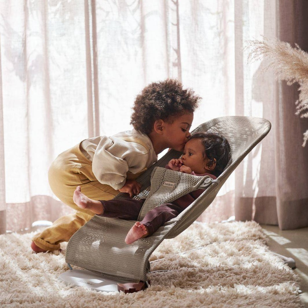 Babywippe BLISS MESH – Grau-Beige