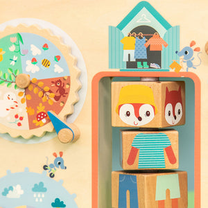 Holz-Manipulationstafel Koffer – „Kleidung für jedes Wetter“ Füchsin Alice