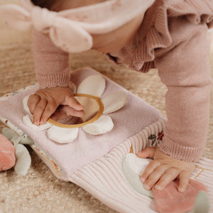 Großes Aktivitätsbuch – Fairy Garden - Tublu.de