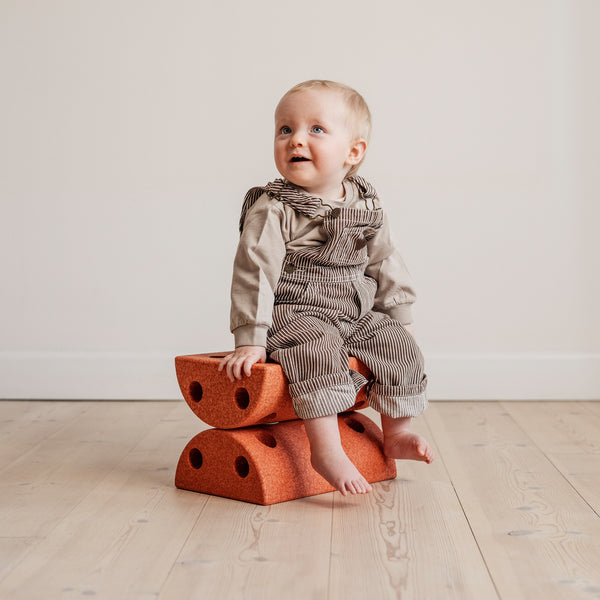 Schaumstoffroller zur Förderung der Grobmotorik – orange - Tublu.de