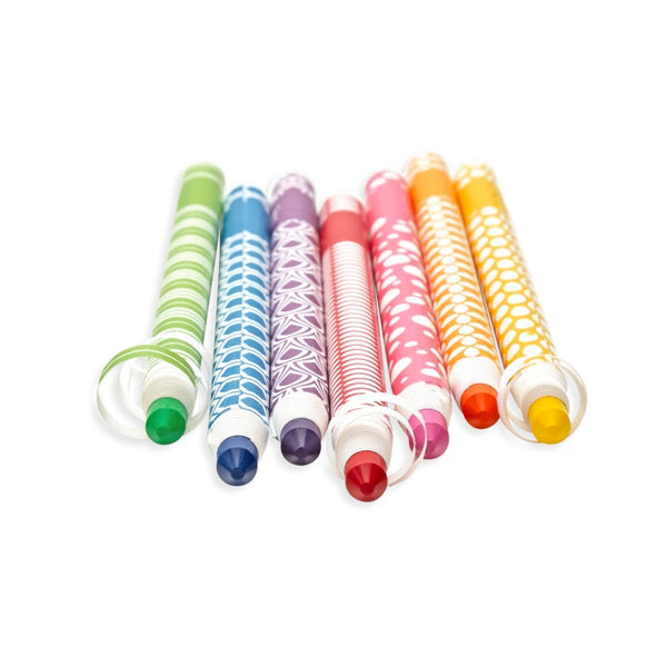 Buntstifte mit abziehbarer Holzummantelung