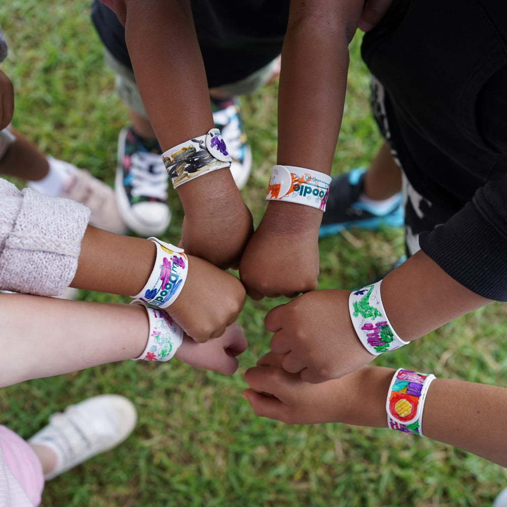 Selbstverschließendes Armband zum Ausmalen – Märchenreich - Tublu.de