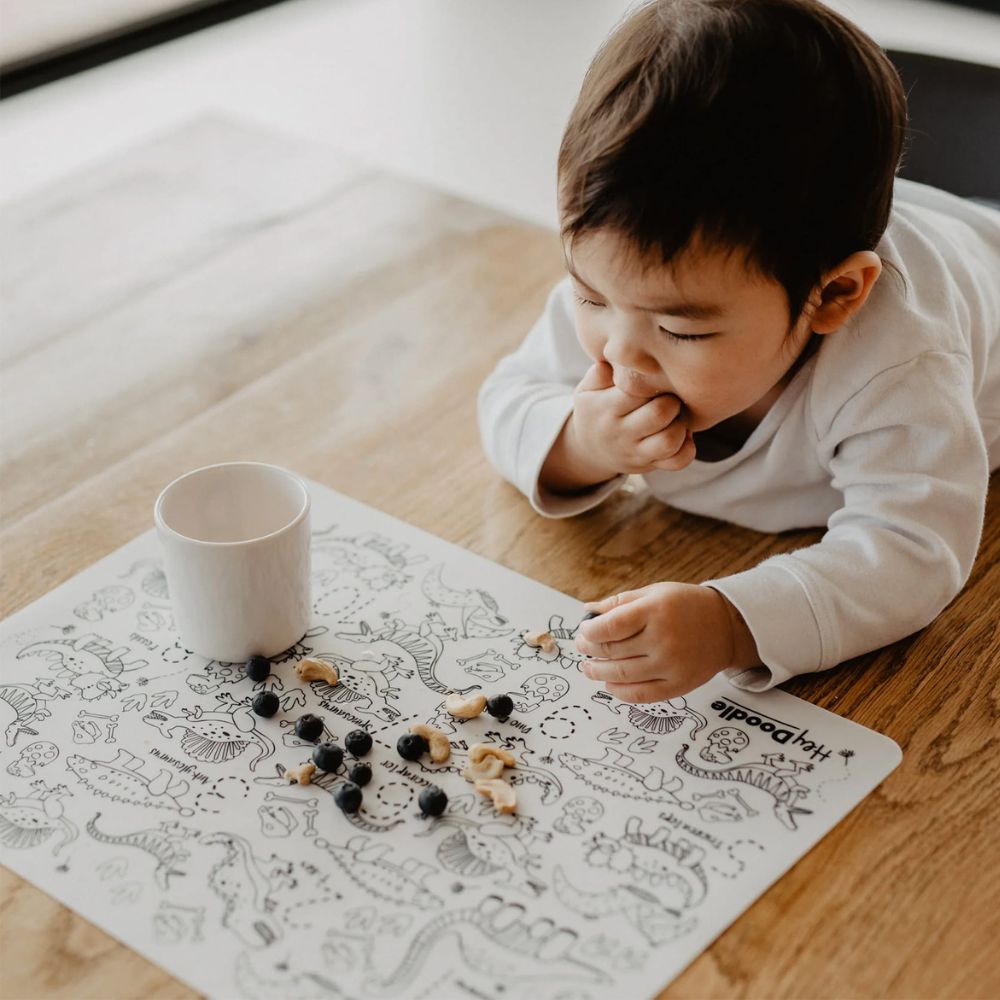 Große Silikonmatte zum wiederholten Ausmalen – Kosmos - Tublu.de