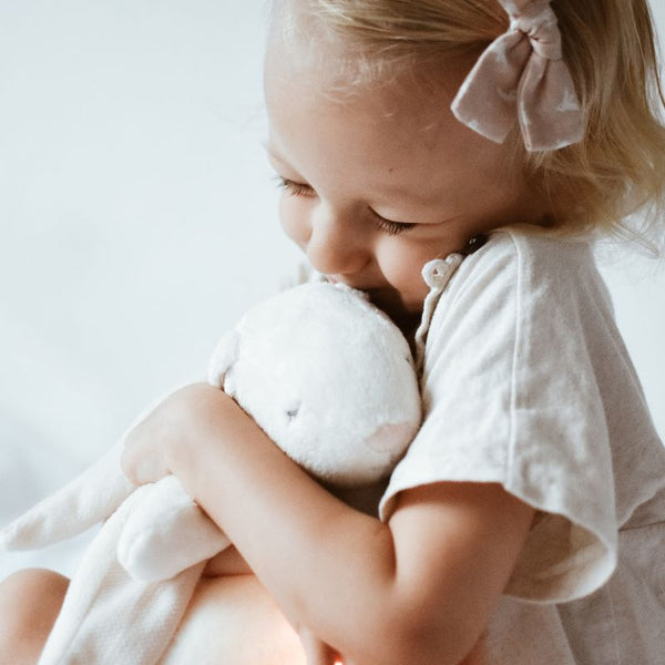 Rauschendes Kaninchen mit Lampe Basic 2.0 – Cream