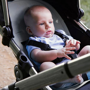 Kühlmatte für Kinderwagen – grau