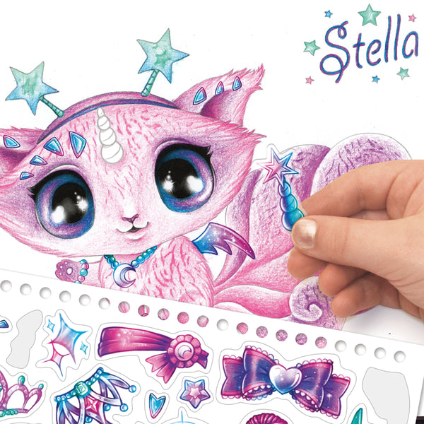 Skizzenbuch mit magischen Tieren