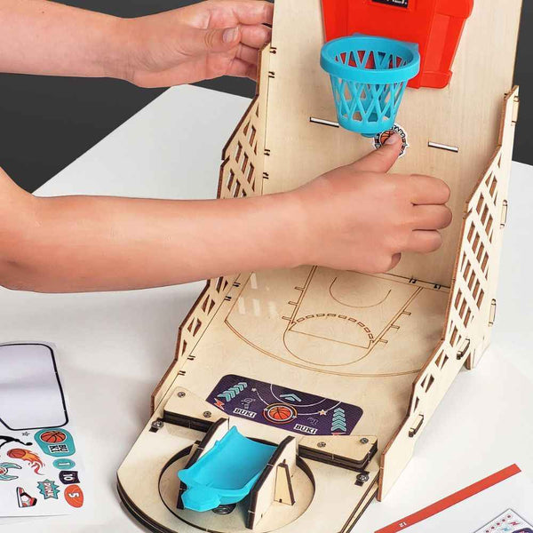 Zestaw konstrukcyjny elektroniczna mini koszykówka DIY z grami Buki