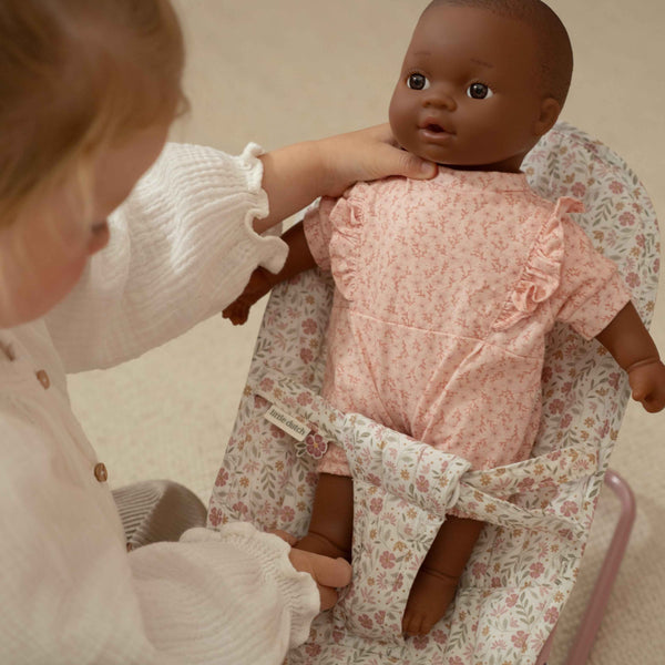 Leżaczek dla lalki Little Dutch