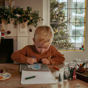 Adventskalender Malbuch – 24 Ausmalseiten mit Weihnachtsmotiven