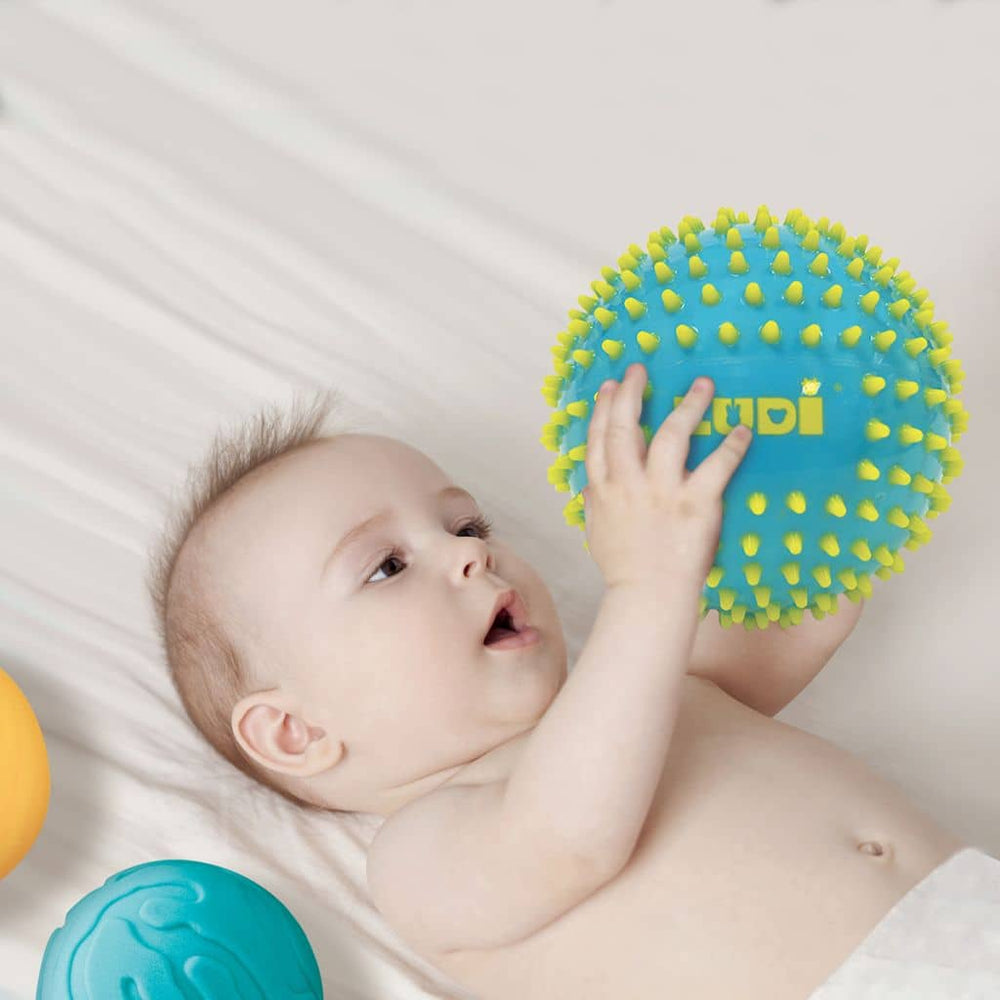 Set mit 3 Sensorikbällen 2+1 – blaue Version