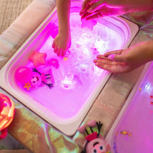 Sensorische Würfel, die im Wasser leuchten - Ida Prinzessin - Rosa