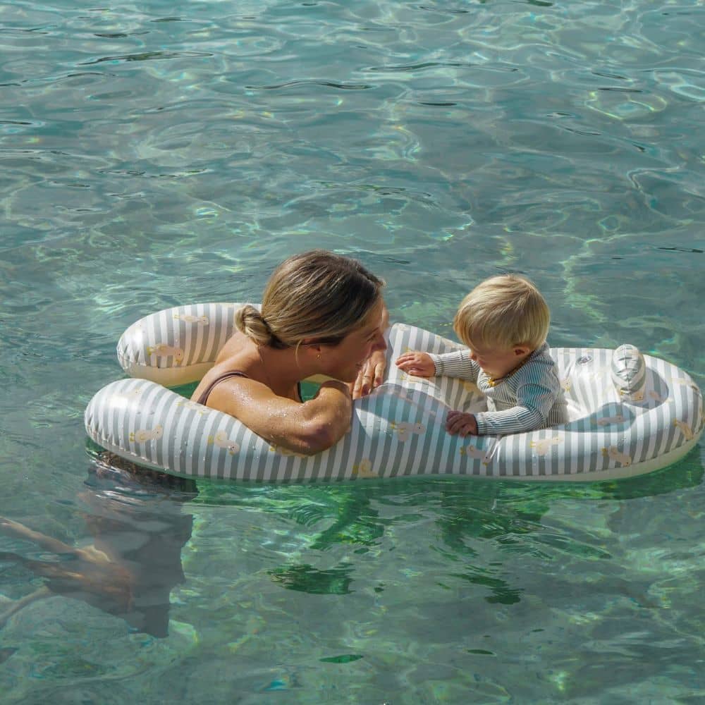 Schwimmender Babysitz – Duck Sage Stripe