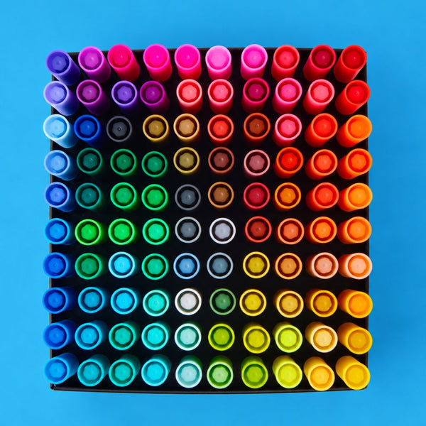 100 Farben der Markers Box von OMY von oben