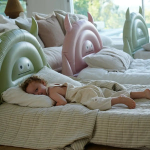 Aufblasbares Kinderbett – Monster Pink