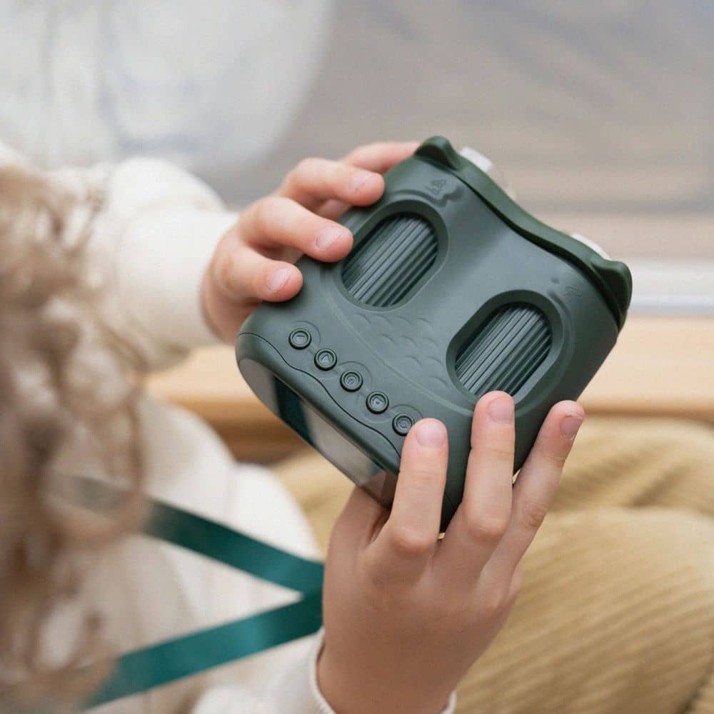Digitalmikroskop KidLupe von Kidinex, tragbares Design für junge Wissenschaftler und Entdecker