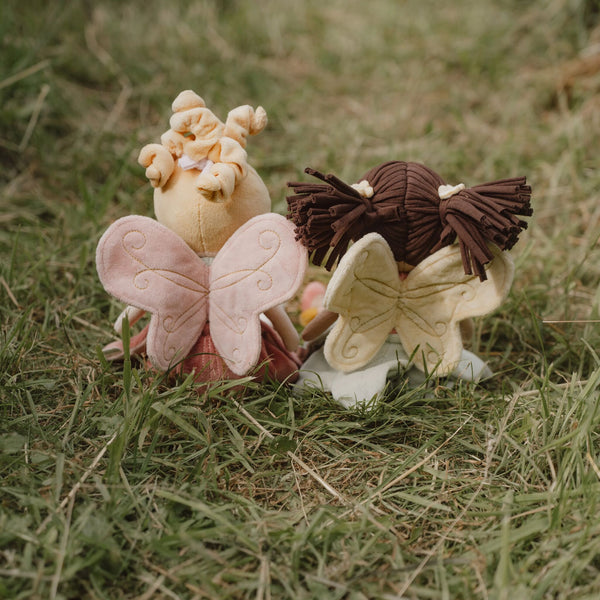 Stoffpuppe Fee Mila – Zauberhafte Kuschelpuppe