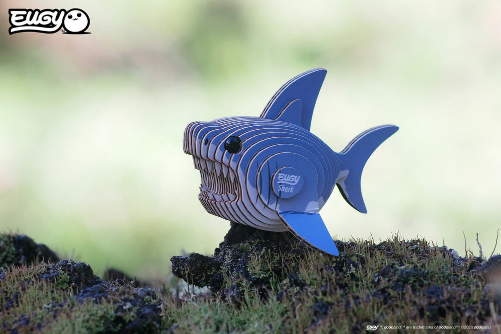 Öko-Puzzle 3D Hai von Eugy mit bunten Schichten für kreativen Bastelspaß