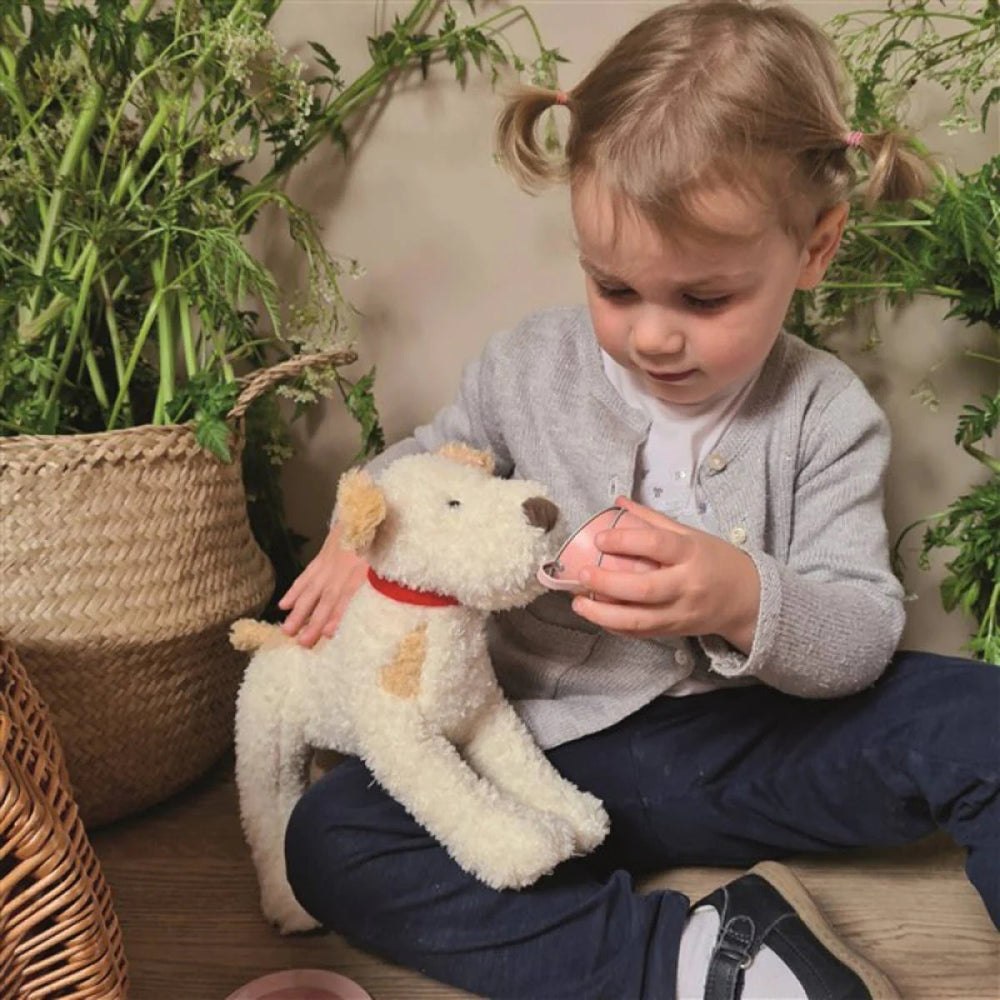 Kuschelhund Eliot klein von Egmont Toys, weicher Stoffhund mit niedlichem Design und Details