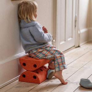 Schaumstoffroller zur Förderung der Grobmotorik – orange - Tublu.de