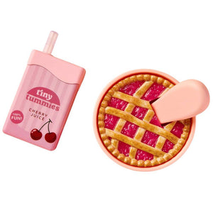 Tiny Harlow Puppenzubehör - Magisches Set Kirsch-Picknick mit Tarte und Saft - Produktbild