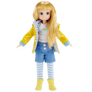 Puppe – Pfützenliebhaberin