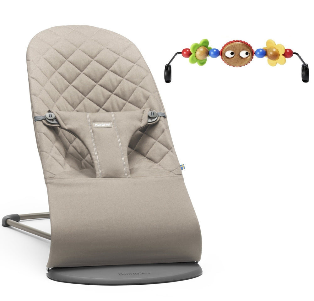 Babywippe BLISS – Sandgrau + Spielzeug