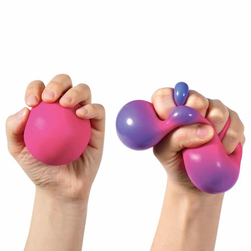 Sensorischer Knetball, der seine Farbe wechselt – Color Changing Needoh - Tublu.de