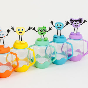 Zabawka progresywna Glo Pals mit Sensorik-Glas zum Befüllen mit Wasser – violett und anderen Farben