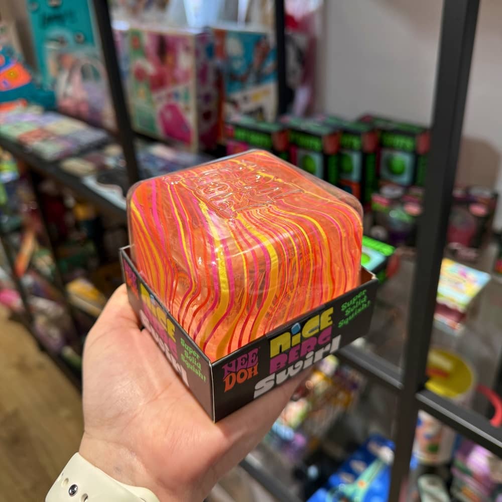 Sensorischer Knete - Nice Berg Swirl Needoh in bunten Farben, ideal zum Drücken und Entspannen