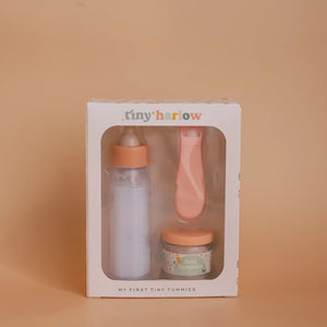 Tiny Tummies Set Babyspielzeug von Tiny Harlow mit Flasche und Löffel im Geschenkpackung